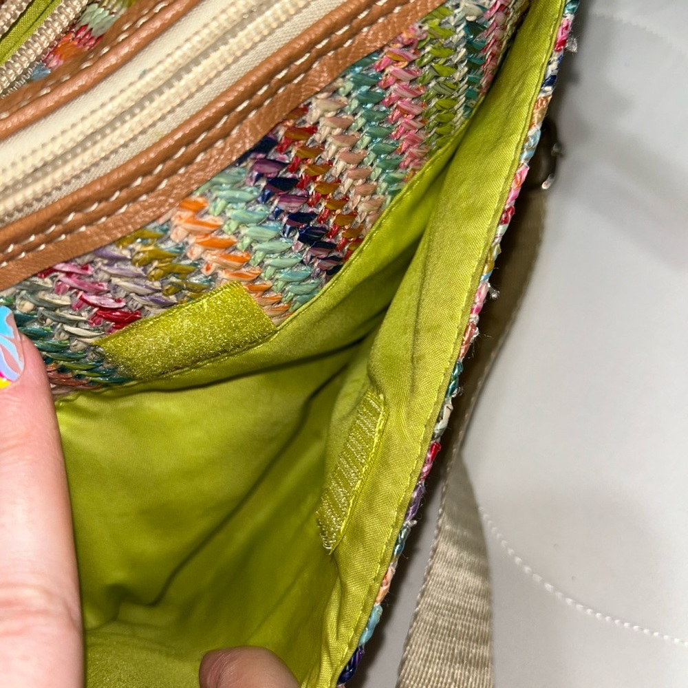 Lily Bloom Multicolor Woven Crossbody Bag with Tan Trim - Picture 8 of 9